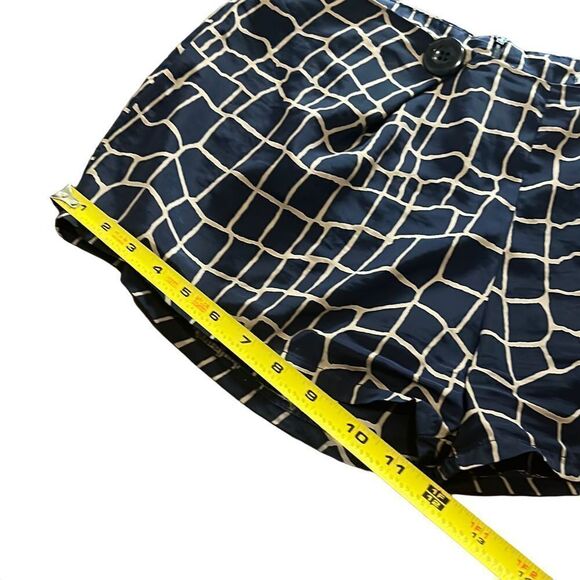 Papaya size 8 short - Picture 4 of 8